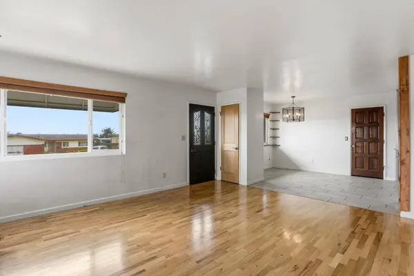 1900 Lincoln ST, Seaside, CA 93955