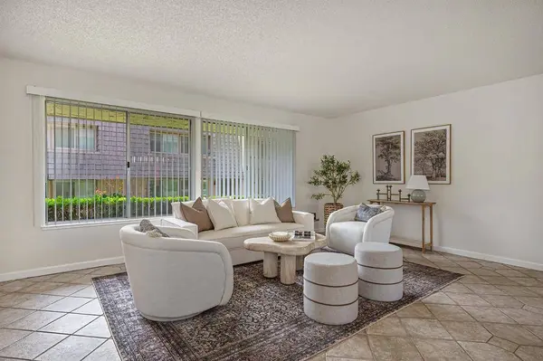 6139 Via Casitas, Carmichael, CA 95608