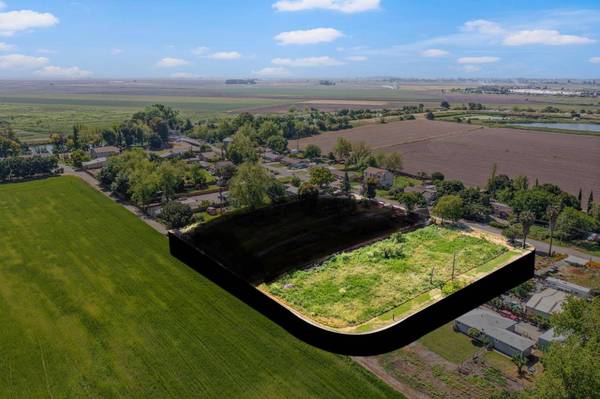 633 W Tyler Island Bridge RD, Isleton, CA 95641
