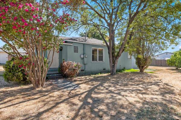8372 Carlin AVE, Sacramento, CA 95823