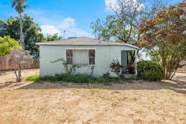 8372 Carlin AVE, Sacramento, CA 95823