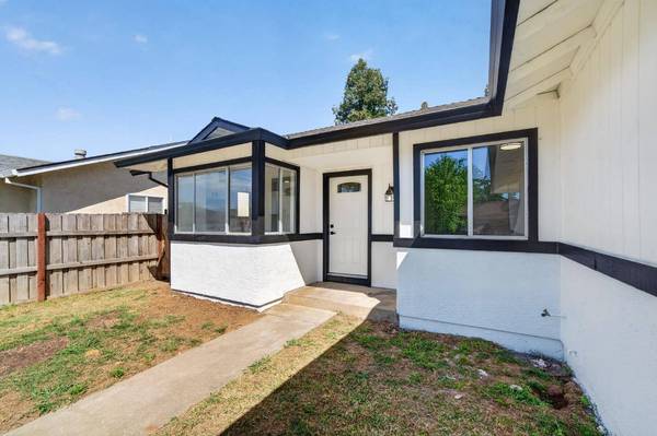 8251 Kilmer CIR, Sacramento, CA 95828