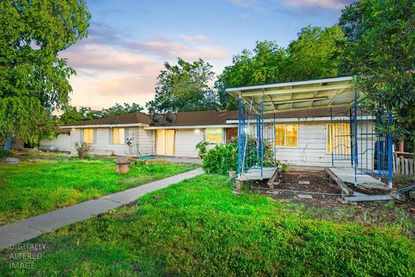 8233 Short RD, Sacramento, CA 95828