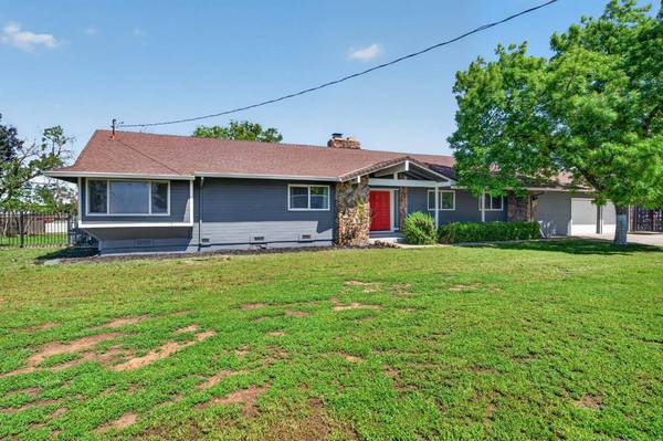 12301 E Jahant RD, Acampo, CA 95220