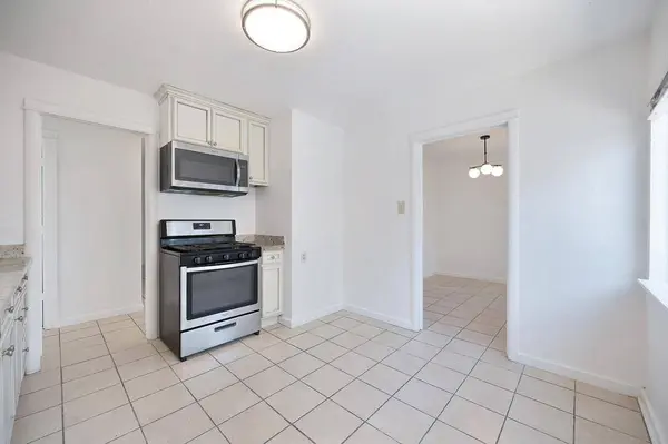 2500 Hawthorne ST, Sacramento, CA 95815