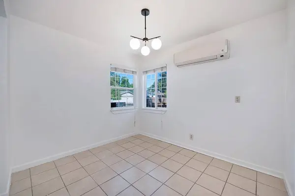 2500 Hawthorne ST, Sacramento, CA 95815