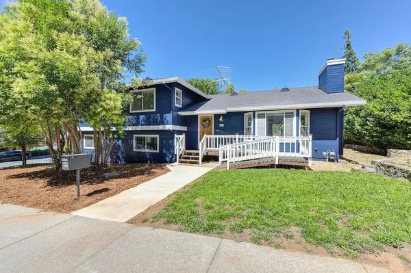 524 Walsh ST, Grass Valley, CA 95945