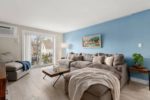 31 Symonds Street #9, Salem, MA 01970