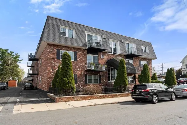 31 Symonds Street #9, Salem, MA 01970