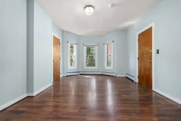 12 Cogswell Ave, Cambridge, MA 02140