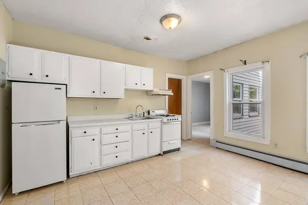 12 Cogswell Ave, Cambridge, MA 02140