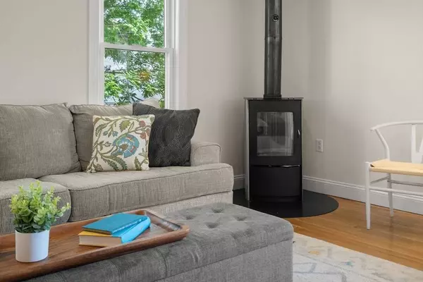 11 Arthur Terrace, Watertown, MA 02472