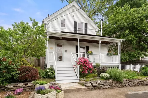 11 Arthur Terrace, Watertown, MA 02472