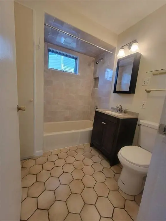 54 Morrison Ave #1, Somerville, MA 02144