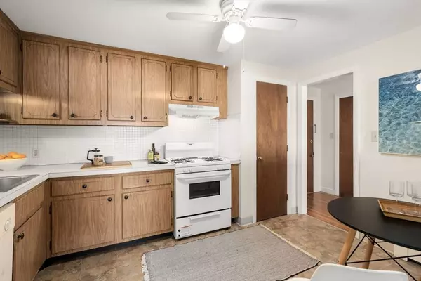 215 Massachusetts Avenue #34 (19), Arlington, MA 02474