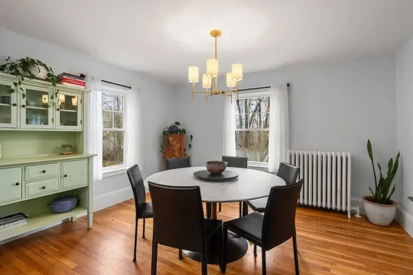 2 Lakewood Rd, Weymouth, MA 02190