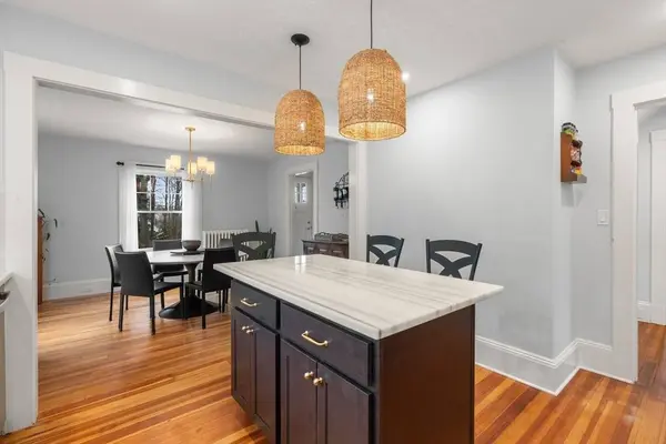 2 Lakewood Rd, Weymouth, MA 02190