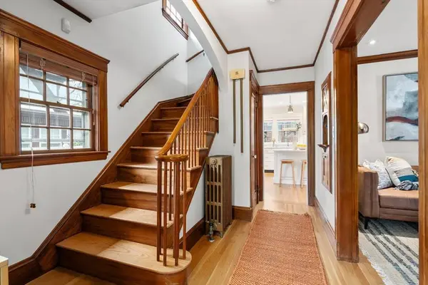 33 Longfellow Road, Melrose, MA 02176