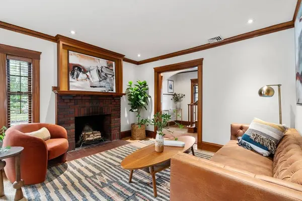 33 Longfellow Road, Melrose, MA 02176