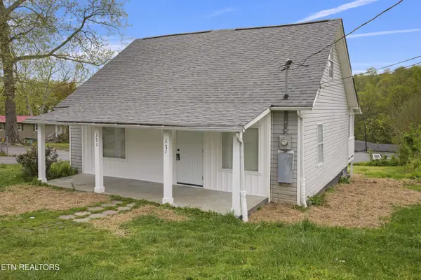 171 Oakland Ave, Lenoir City, TN 37771