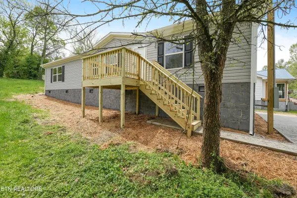 905 Drive D, Knoxville, TN 37920