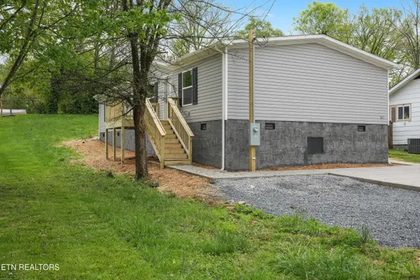 905 Drive D, Knoxville, TN 37920