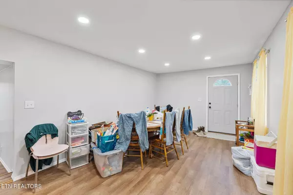 175 Andys Ridge Rd, Rocky Top, TN 37769