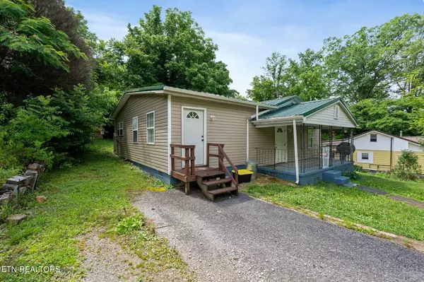 175 Andys Ridge Rd, Rocky Top, TN 37769