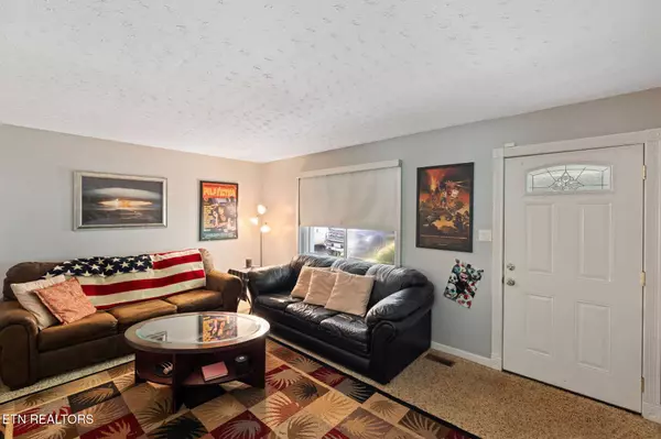 4810 Moss DR, Knoxville, TN 37912