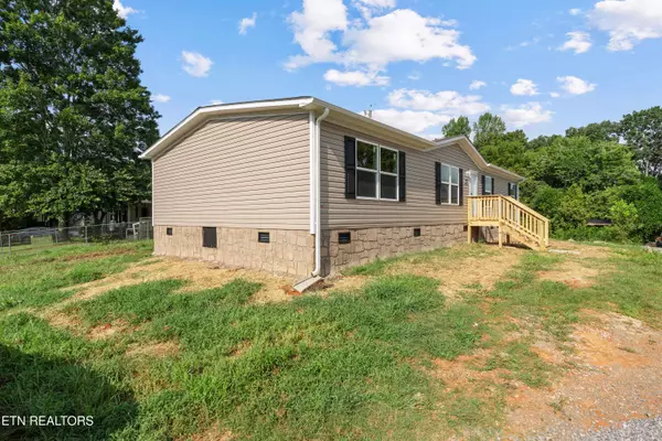 5411 Bland LN, Knoxville, TN 37920