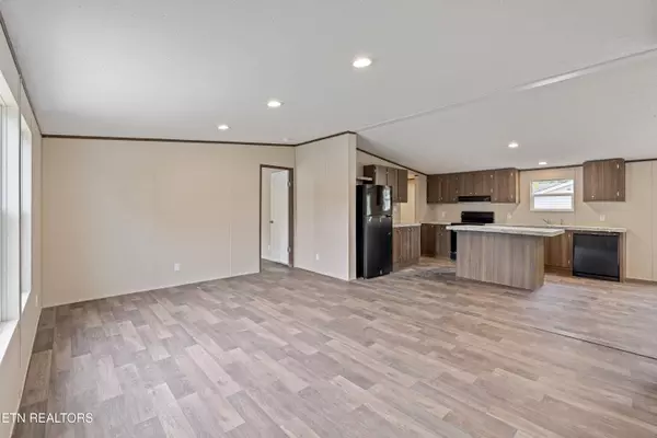 5411 Bland LN, Knoxville, TN 37920