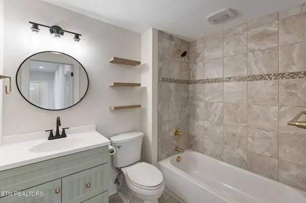 2535 Belmont Heights Ave, Knoxville, TN 37921