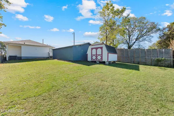 2535 Belmont Heights Ave, Knoxville, TN 37921