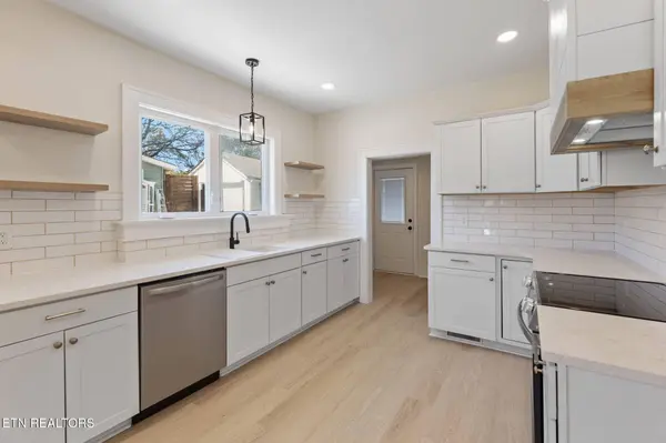 2535 Belmont Heights Ave, Knoxville, TN 37921