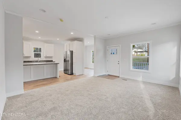 1020 Fuller Ave, Knoxville, TN 37915