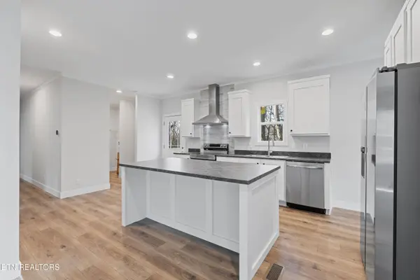 1020 Fuller Ave, Knoxville, TN 37915