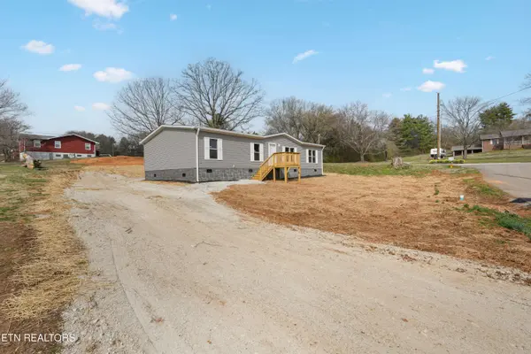 802 Arden St, Loudon, TN 37774