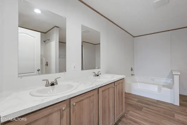 802 Arden St, Loudon, TN 37774