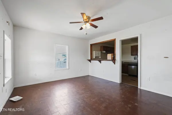 1703 Cecil Ave, Knoxville, TN 37917