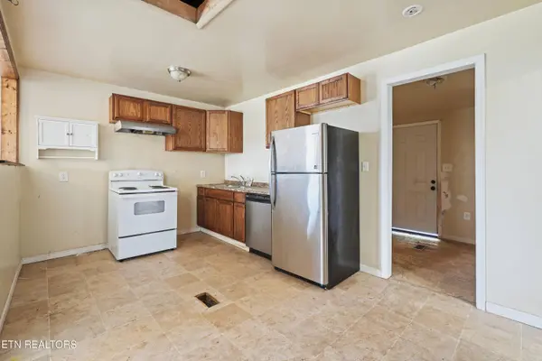 1703 Cecil Ave, Knoxville, TN 37917