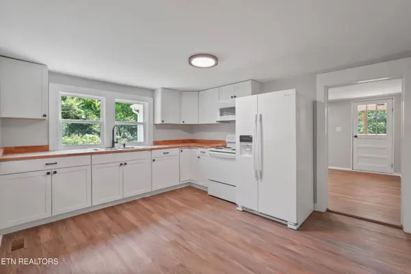 6412 Sevierville PIKE, Knoxville, TN 37920