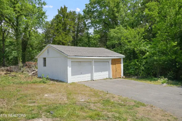 6412 Sevierville PIKE, Knoxville, TN 37920