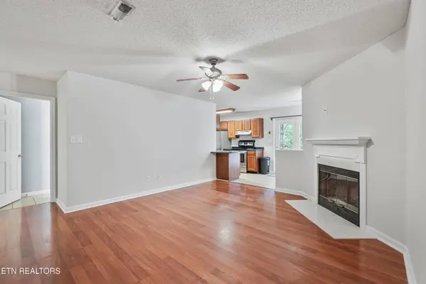 1050 Nod St, Knoxville, TN 37932