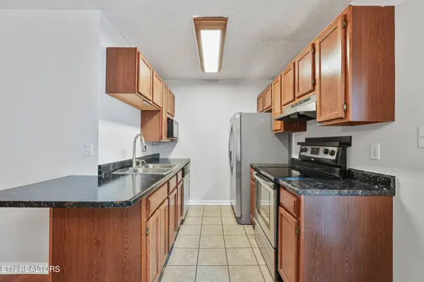 1050 Nod St, Knoxville, TN 37932