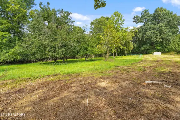 214 Doc Norton Rd, Maryville, TN 37804