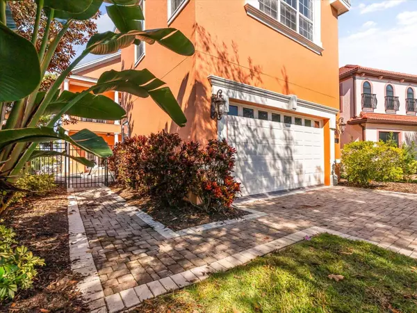 1554 COROLLA CT, Reunion, FL 34747