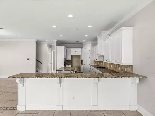 1554 COROLLA CT, Reunion, FL 34747