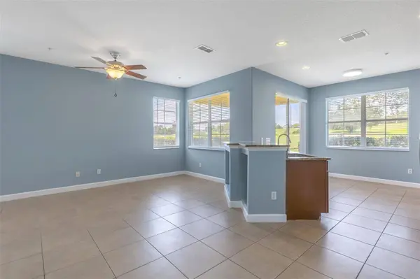906 ASSEMBLY CT, Kissimmee, FL 34747