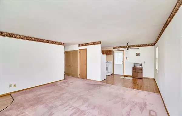 4622 Heege RD, St Louis, MO 63123