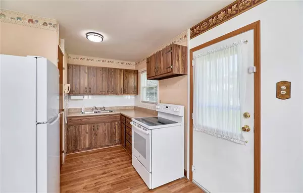 4622 Heege RD, St Louis, MO 63123